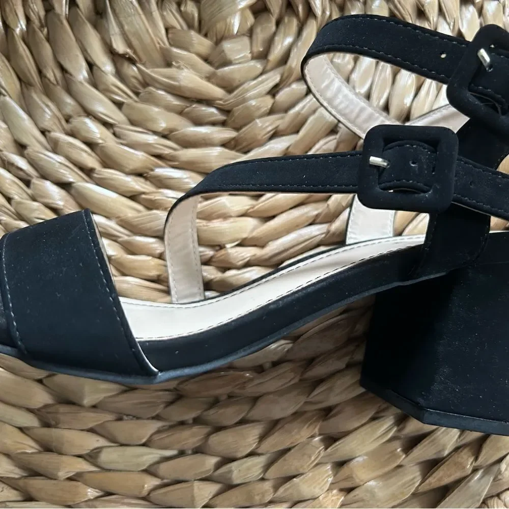 Bamboo Women’s Black Block Heel Sandal with Two Straps 2 Inch Heel Size 8.5